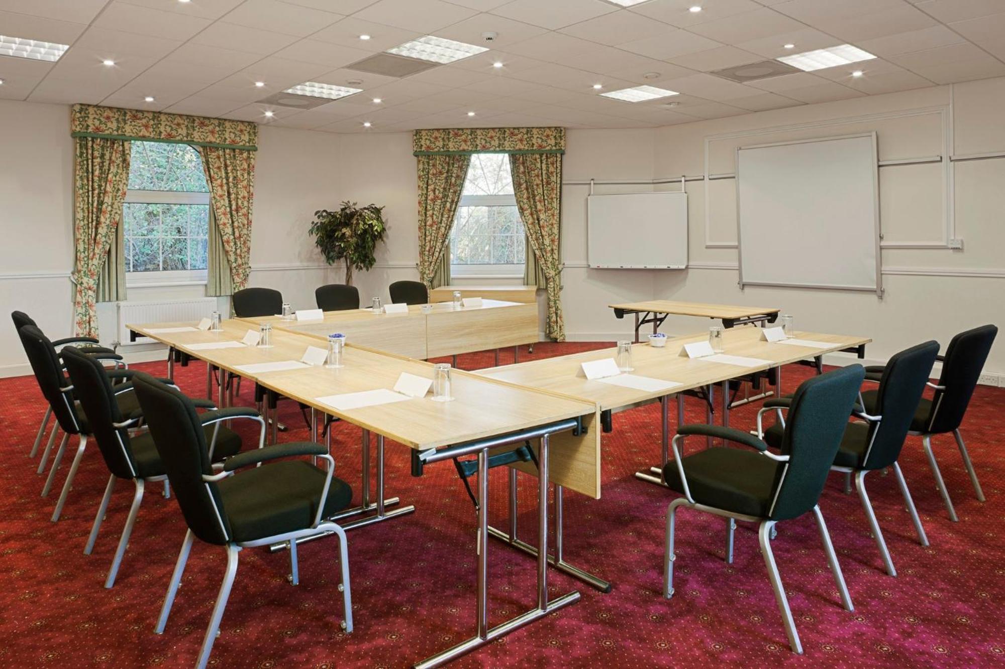 Holiday Inn Corby Kettering A43 By Ihg Exterior foto