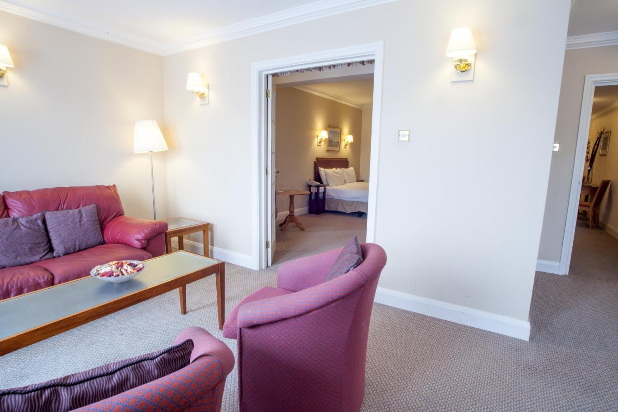 Holiday Inn Corby Kettering A43 By Ihg Exterior foto